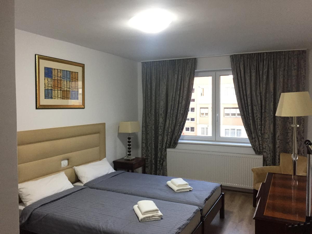 Hotel Eka Sebeş Екстериор снимка
