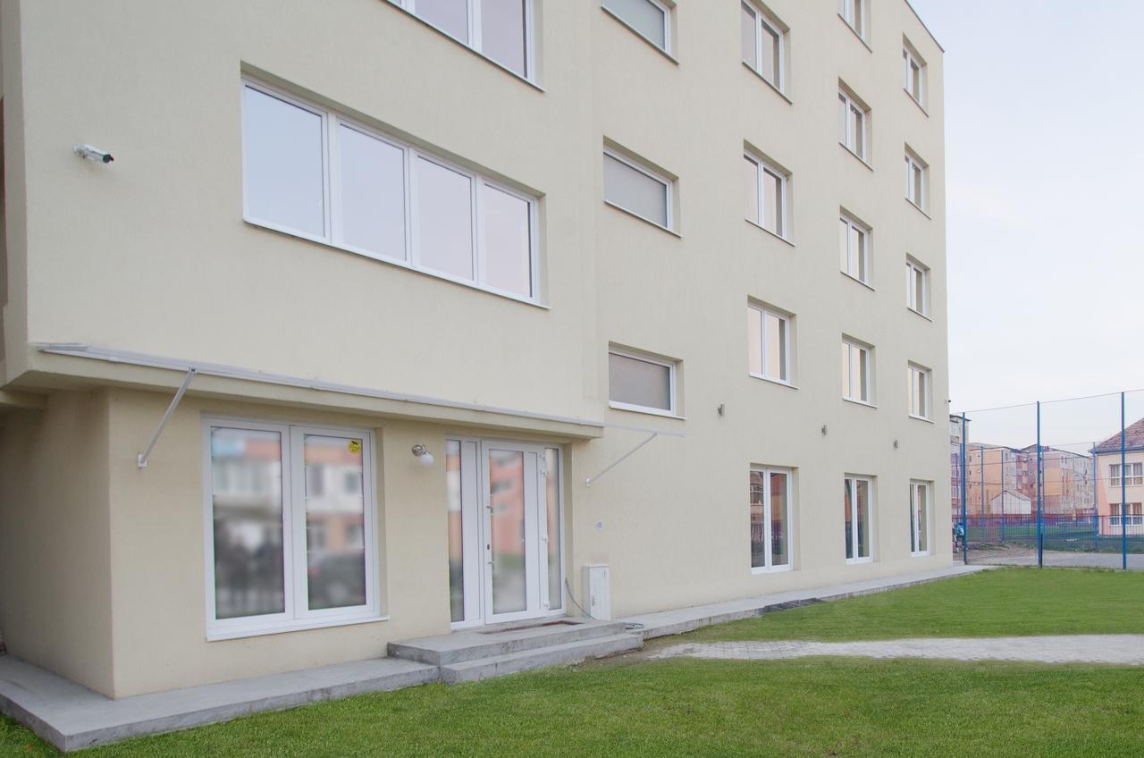 Hotel Eka Sebeş Екстериор снимка